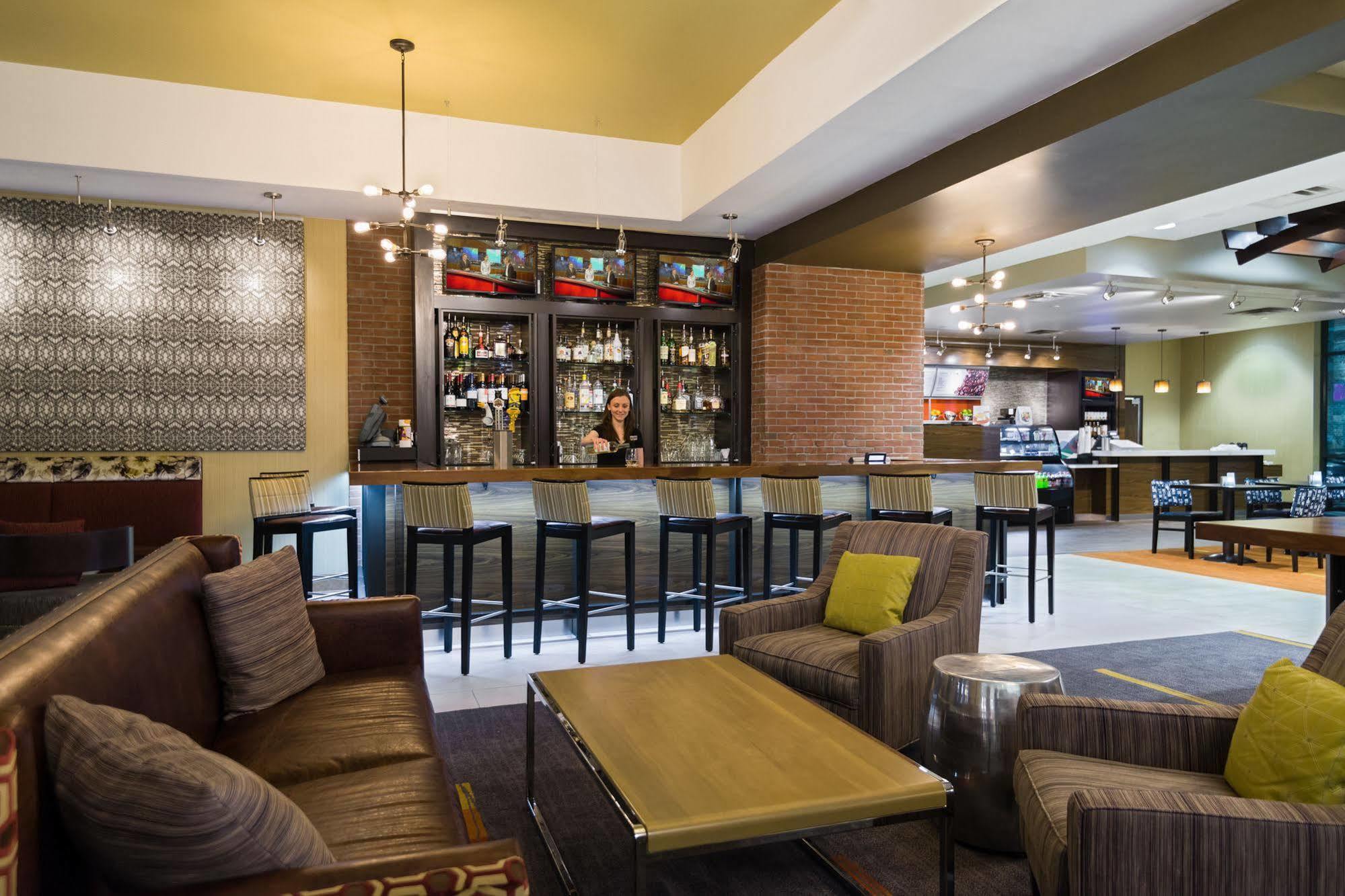 Courtyard By Marriott Little Rock Downtown Hotell Eksteriør bilde
